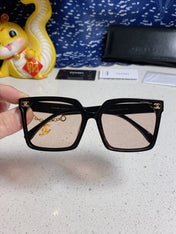 SQUARE SUNGLASSES 641807 IN BLACK ACETATE LIGHT BROWN LENSES