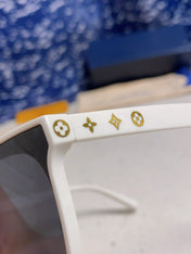 CAT EYE SUNGLASSES 571651 IN WHITE ACETATE