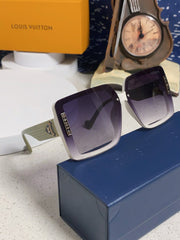 SQUARE SUNGLASSES 571656 IN GREEN ACETATE GREY SMOKE LENS