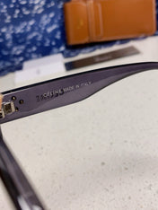 SQUARE SUNGLASS 575843 IN BLACK ACETATE GRADIENT SMOKE LENSES