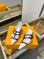 HIGH PUMP 5 CM TRIPLE-STRAP IN WHITE CALFSKIN WITH BLACK STRAP