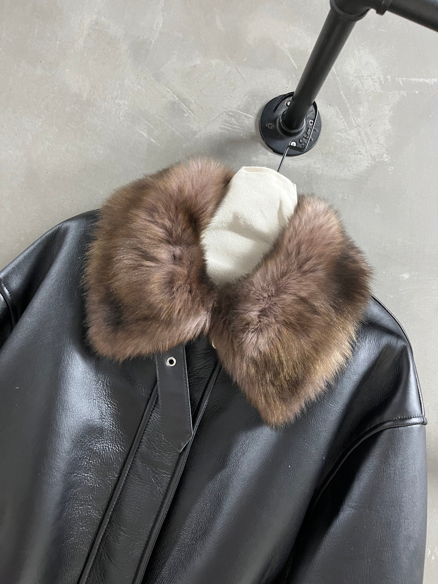 YSL 25S LEATHER JACKET STYLE 143