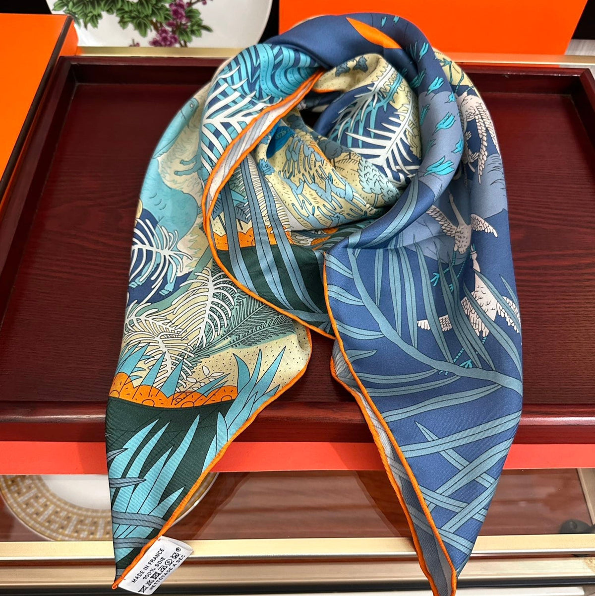 HERMES 25S SCARF 90 IN SILK 727407