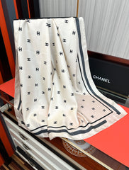 CHANEL 25S SCARF 90 IN SILK 730538