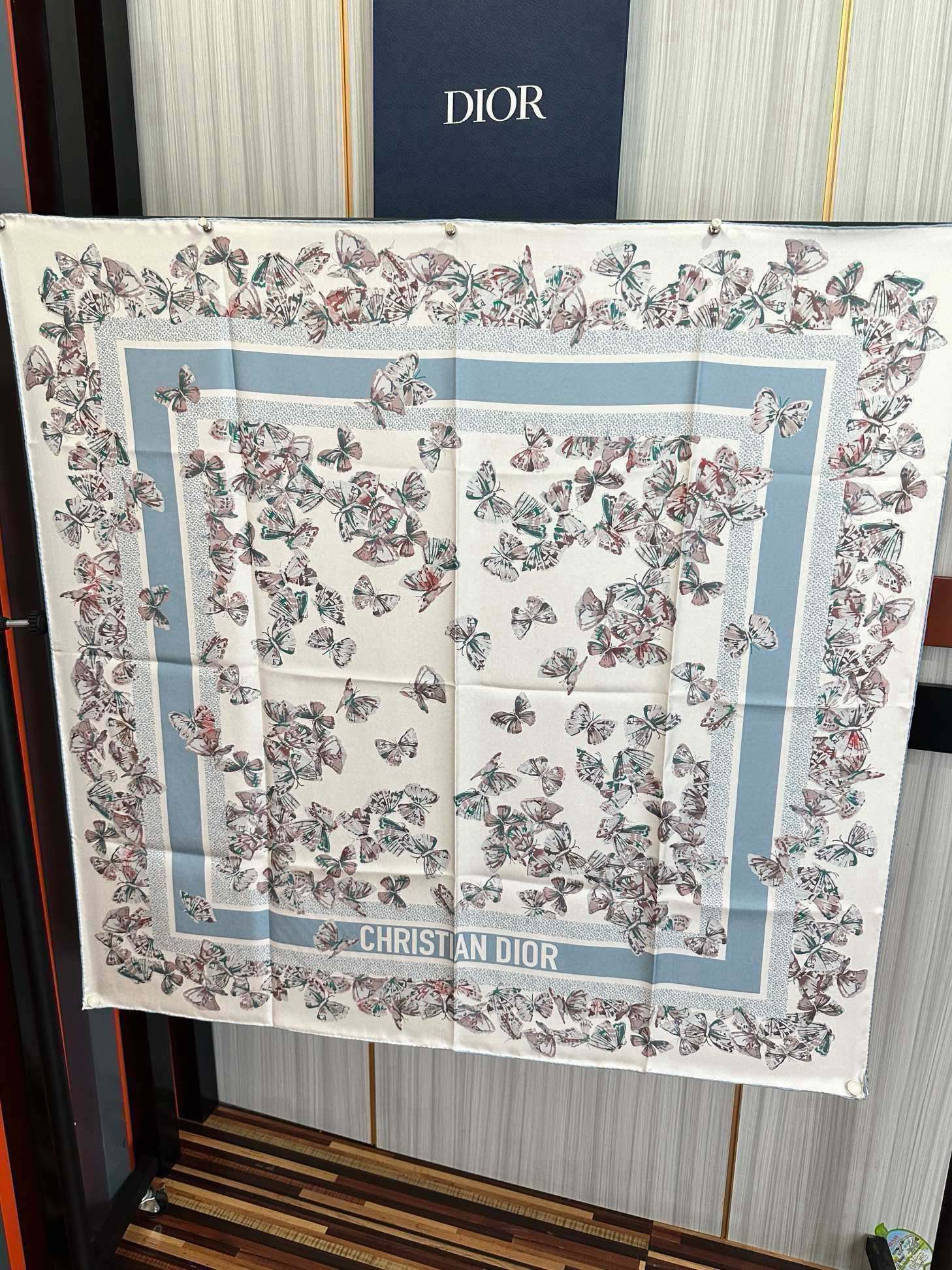 DIOR SCARF 90 CM IN SILK 733844