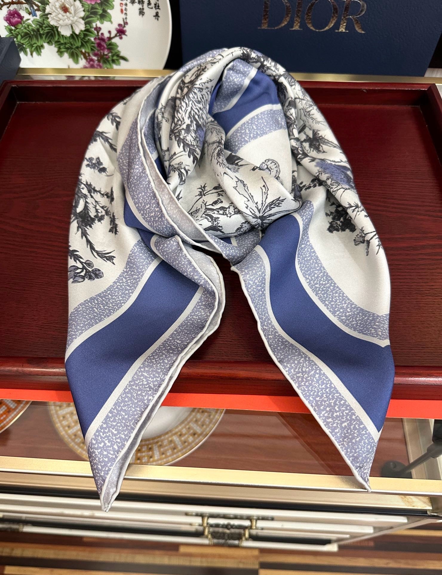 DIOR SCARF 90 CM IN SILK 733853