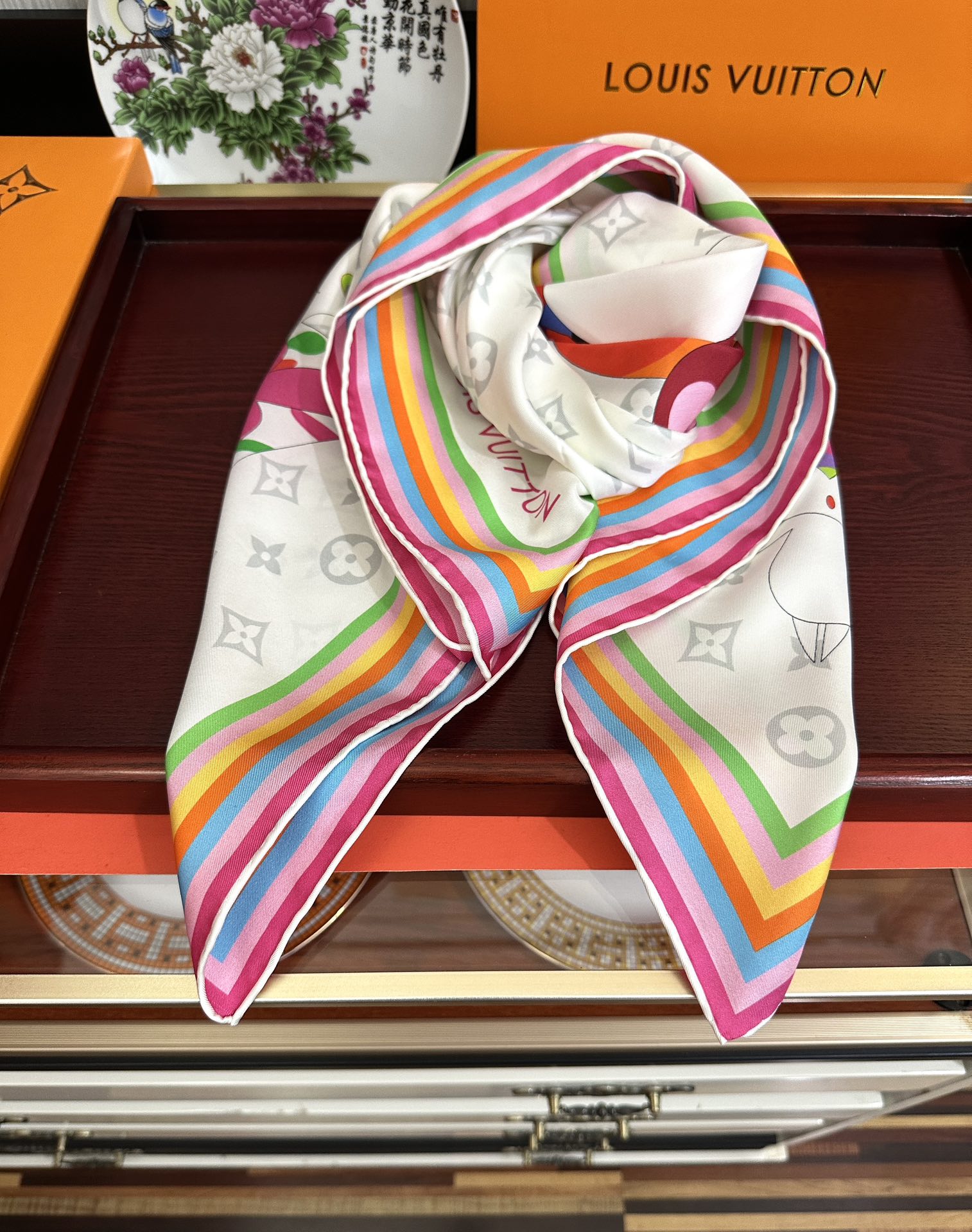 LV SCARF 90 CM IN SILK 738414