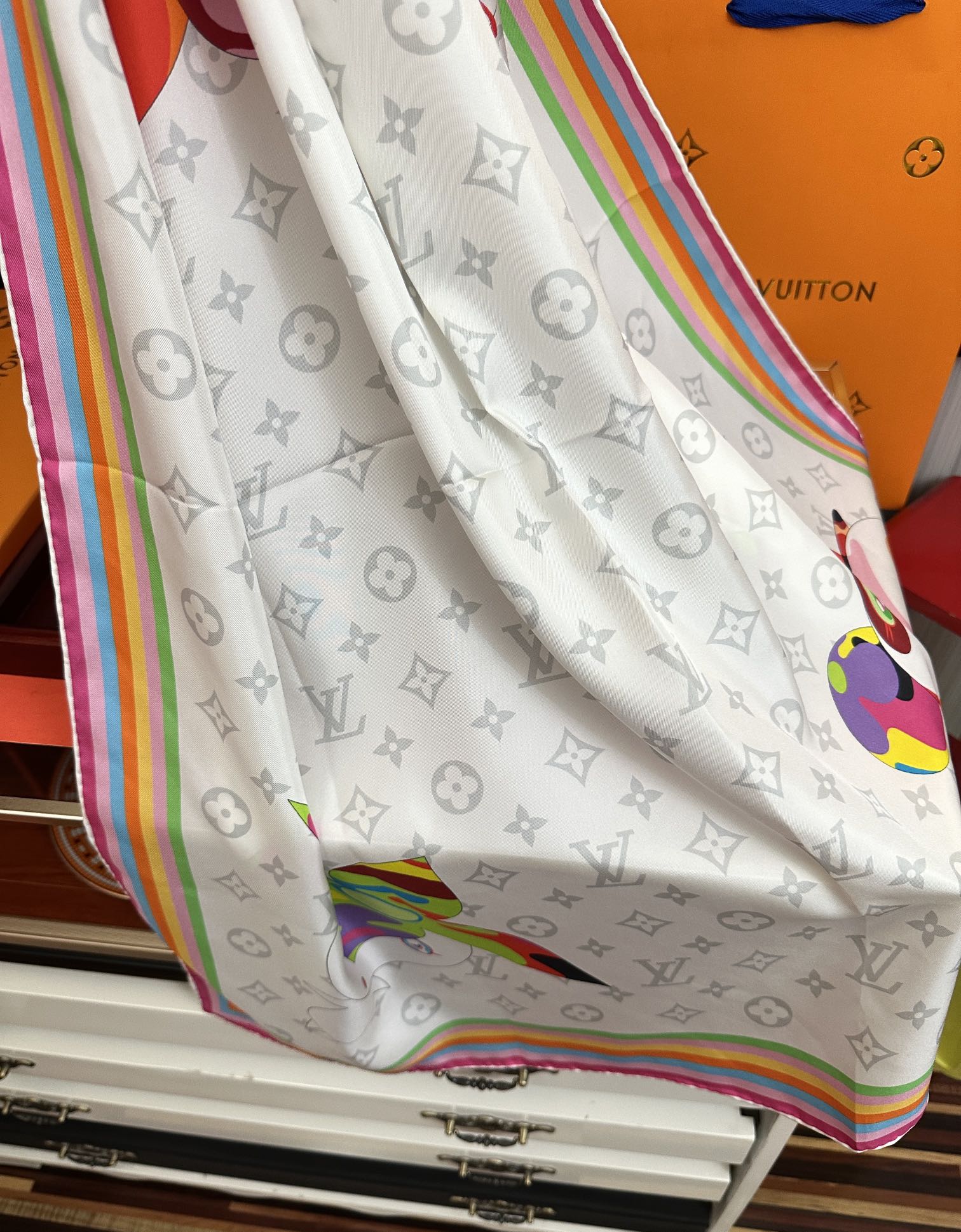 LV SCARF 90 CM IN SILK 738414