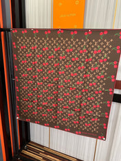 LV SCARF 90 CM IN SILK 05