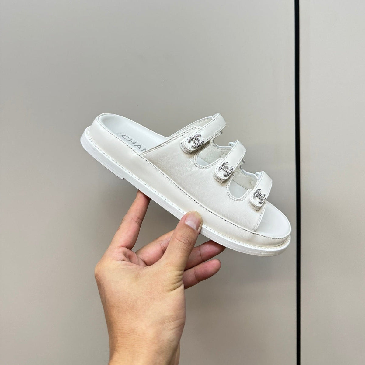 dad sandals white 3 rows lambskin mules