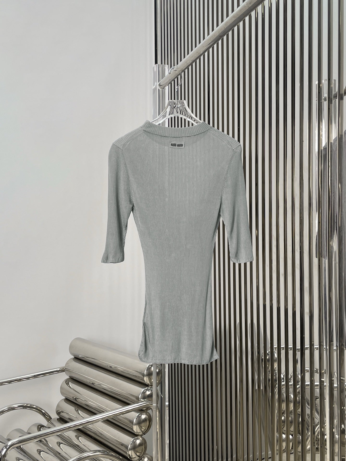MIUMIU SHORT-SLEEVE KNIT TOP STYLE 513