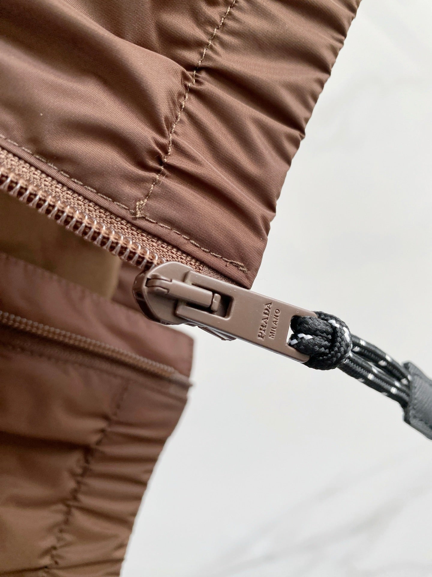 PRADA 26S HOODED JACKET 787