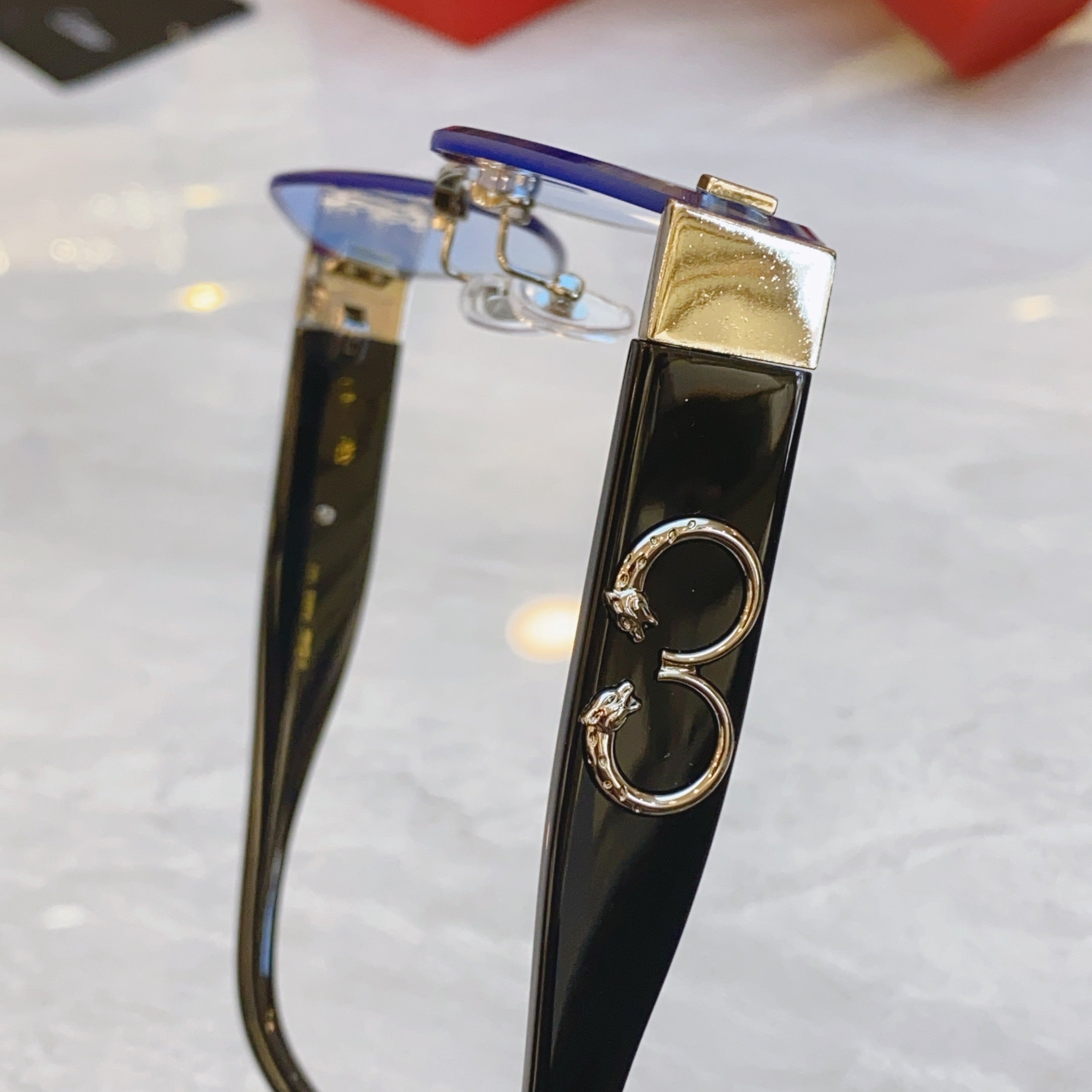 PANTHÈRE RHOMBUS FRAME SUNGLASSES CT00638S IN METAL AND ACETATE