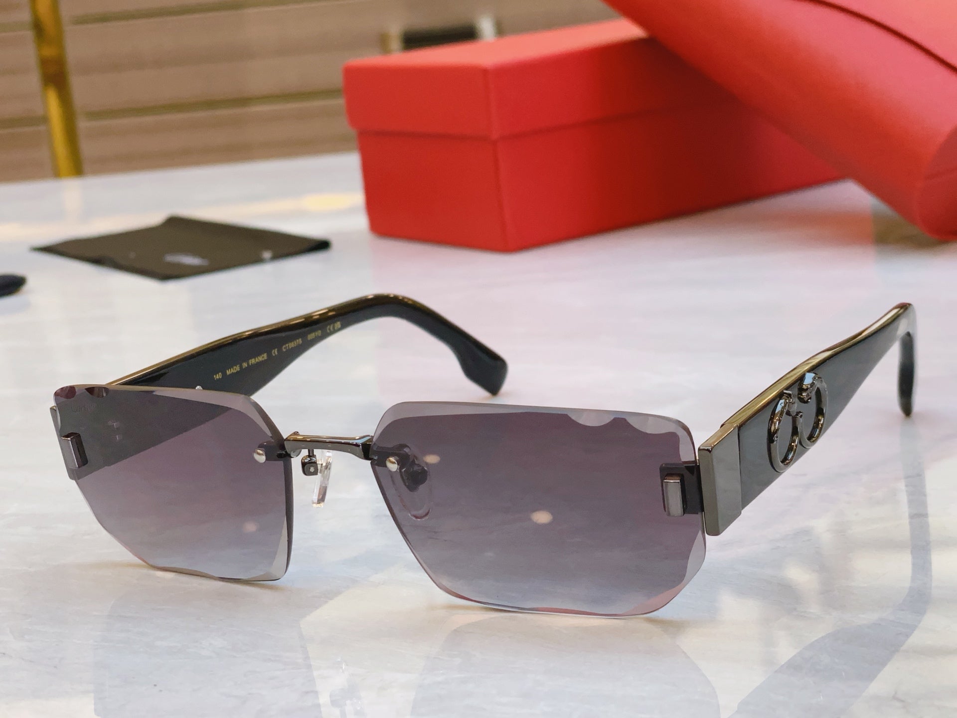 PANTHÈRE GEOMETRIC SUNGLASSES CT0637S IN METAL AND ACETATE