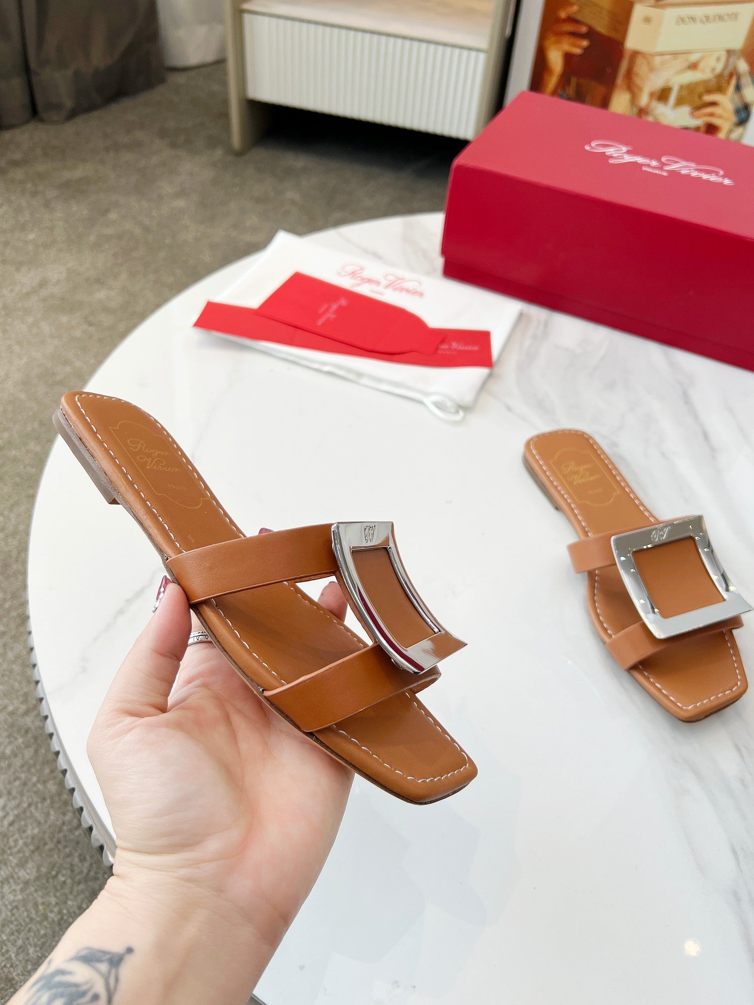 VIV' BY THE SEA MULES IN BRONZE BROWN CALFSKIN SILVER BUCKLE