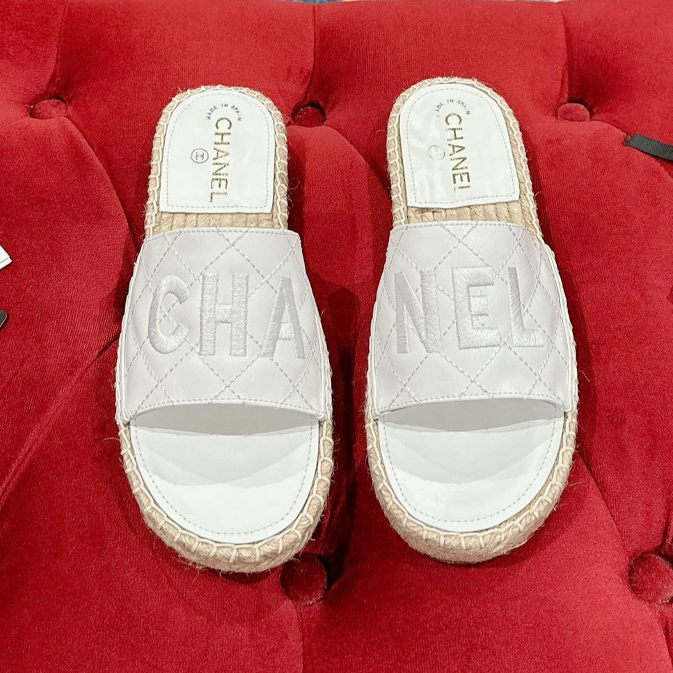 FLAT SLIPPERS IN WHITE LAMBSKIN MIX BEIGE WOVEN