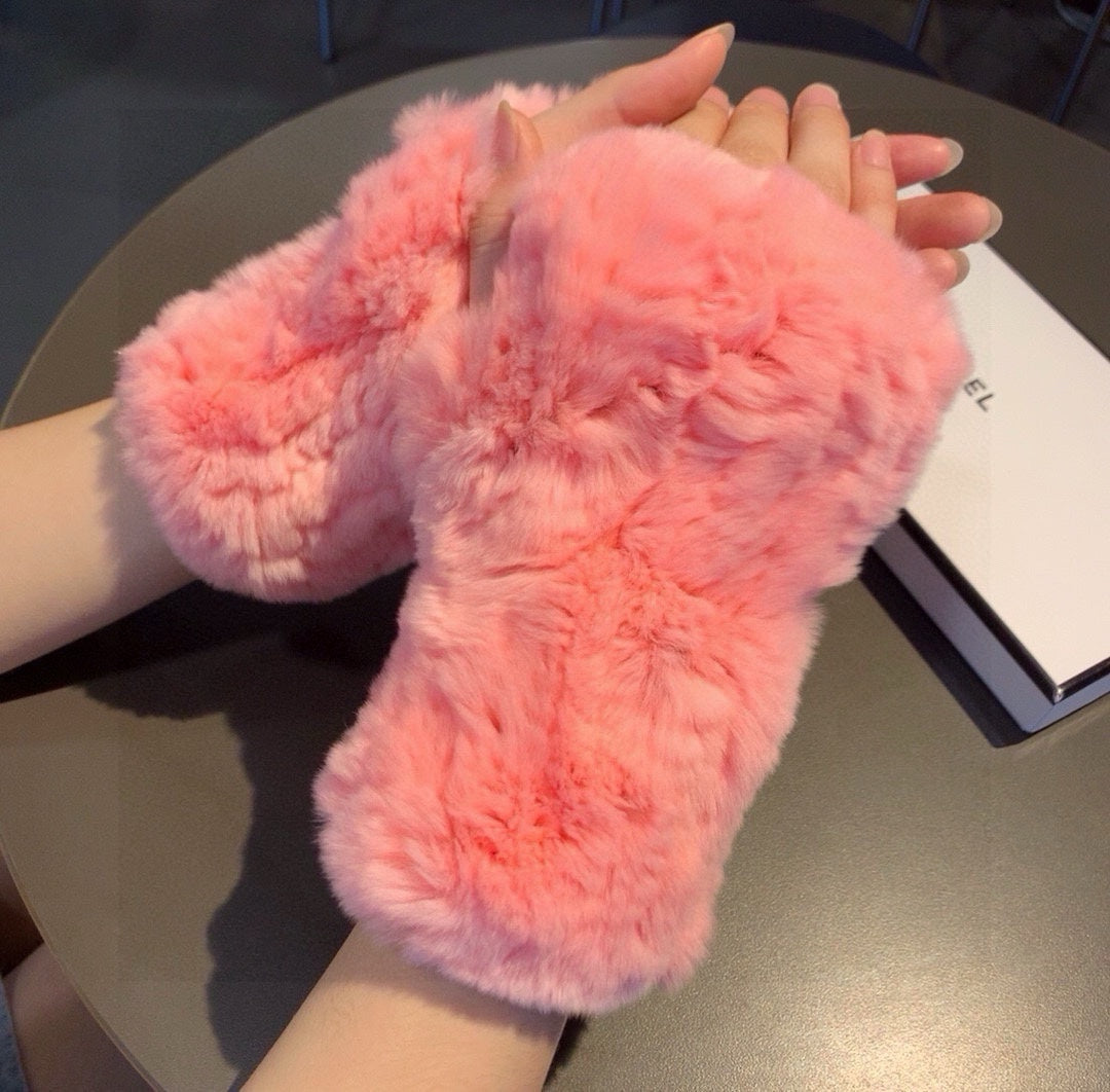 FINGERLESS HALF GLOVES IN ROUGE PINK RABBIT FUR 462276
