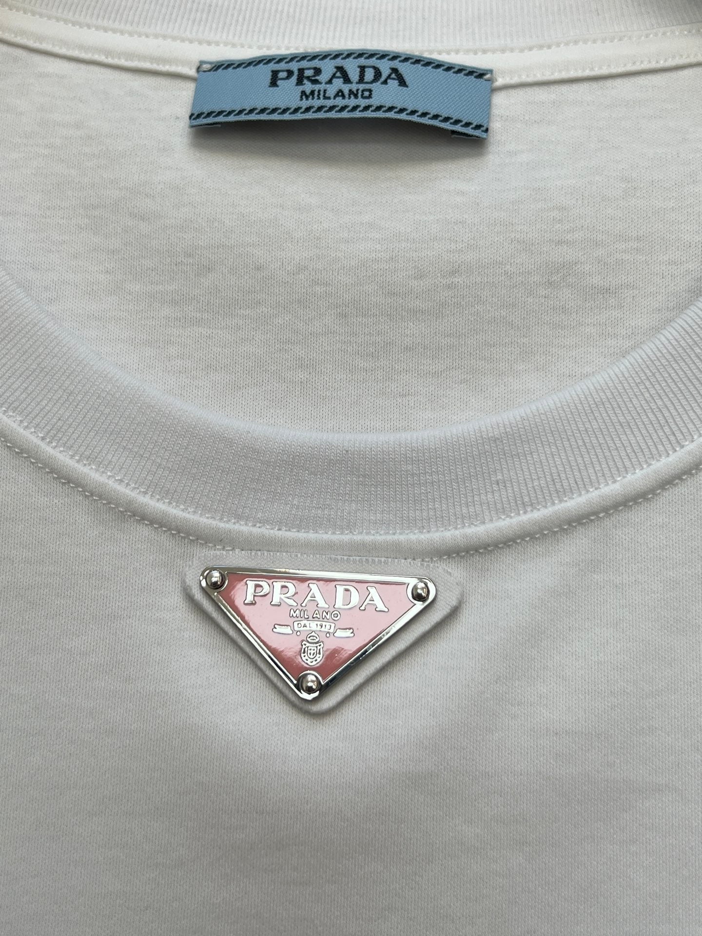 PRADA 26S SHORT SLEEVED T-SHIRT 749