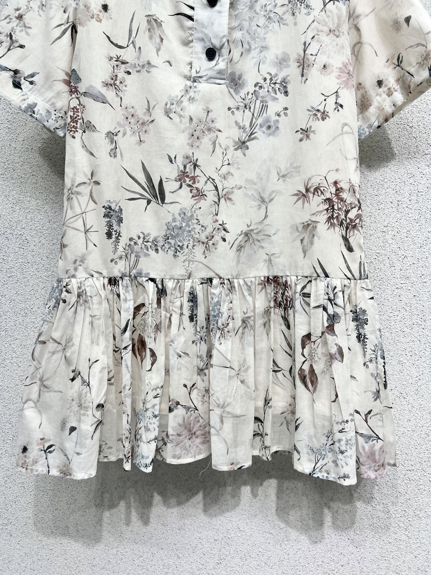 DIOR SHORT-SLEEVE RETRO DRESS 275031