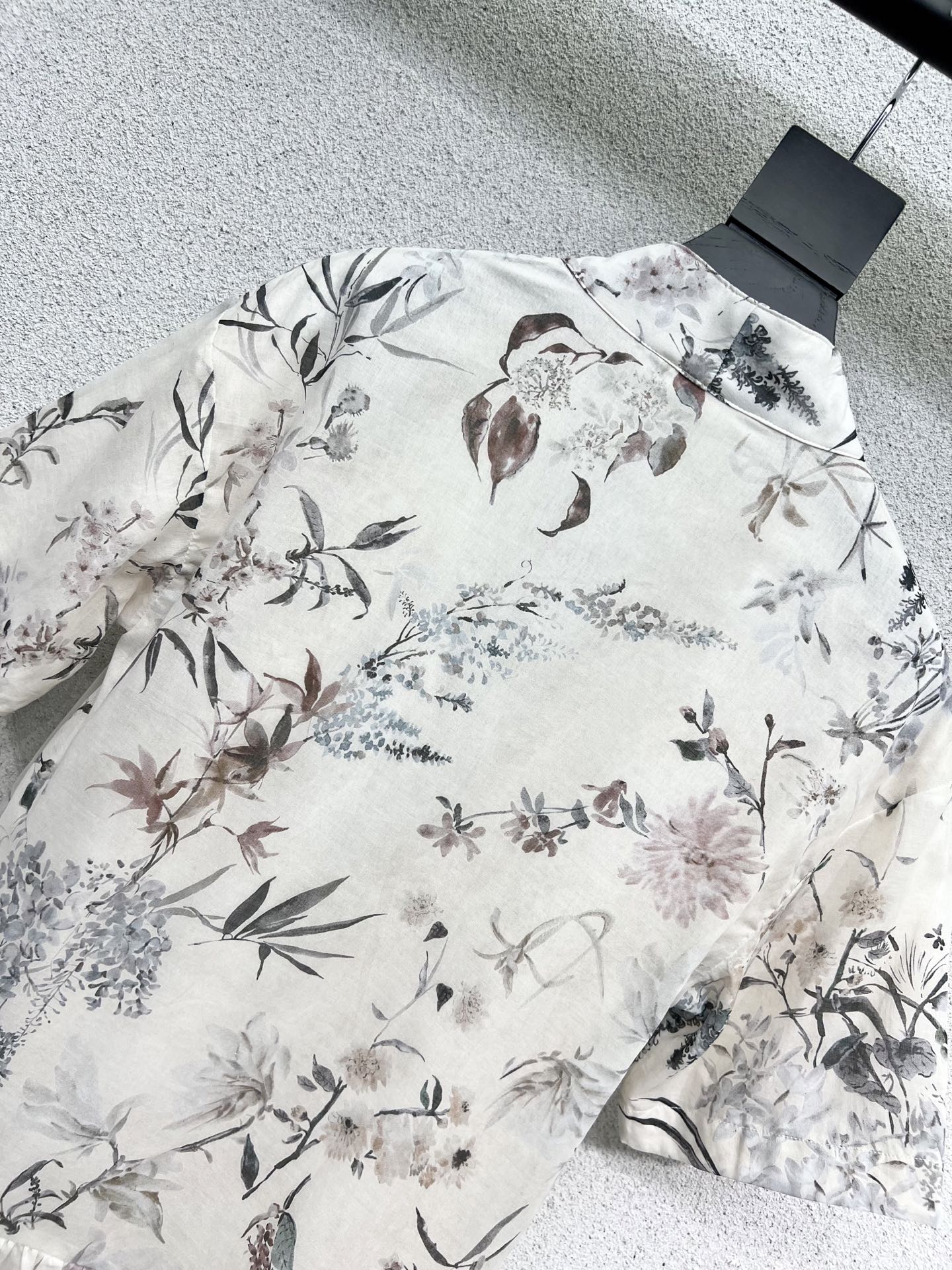 DIOR SHORT-SLEEVE RETRO DRESS 275031