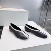 CHANEL 26S SQUARE-TOE FLATS IN BLACK LAMBSKIN WITH WHITE TRIM