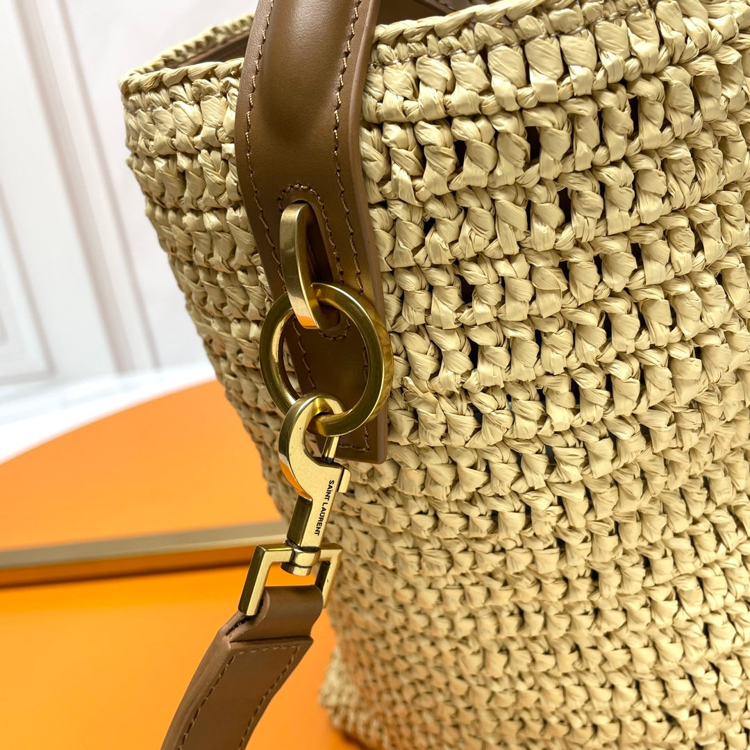 LE 37 MEDIUM 25 IN LIGHT YELLOW STRAW AND BROWN LEATHER TRIM