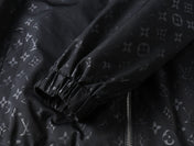 LV BLACK JACKET 239051