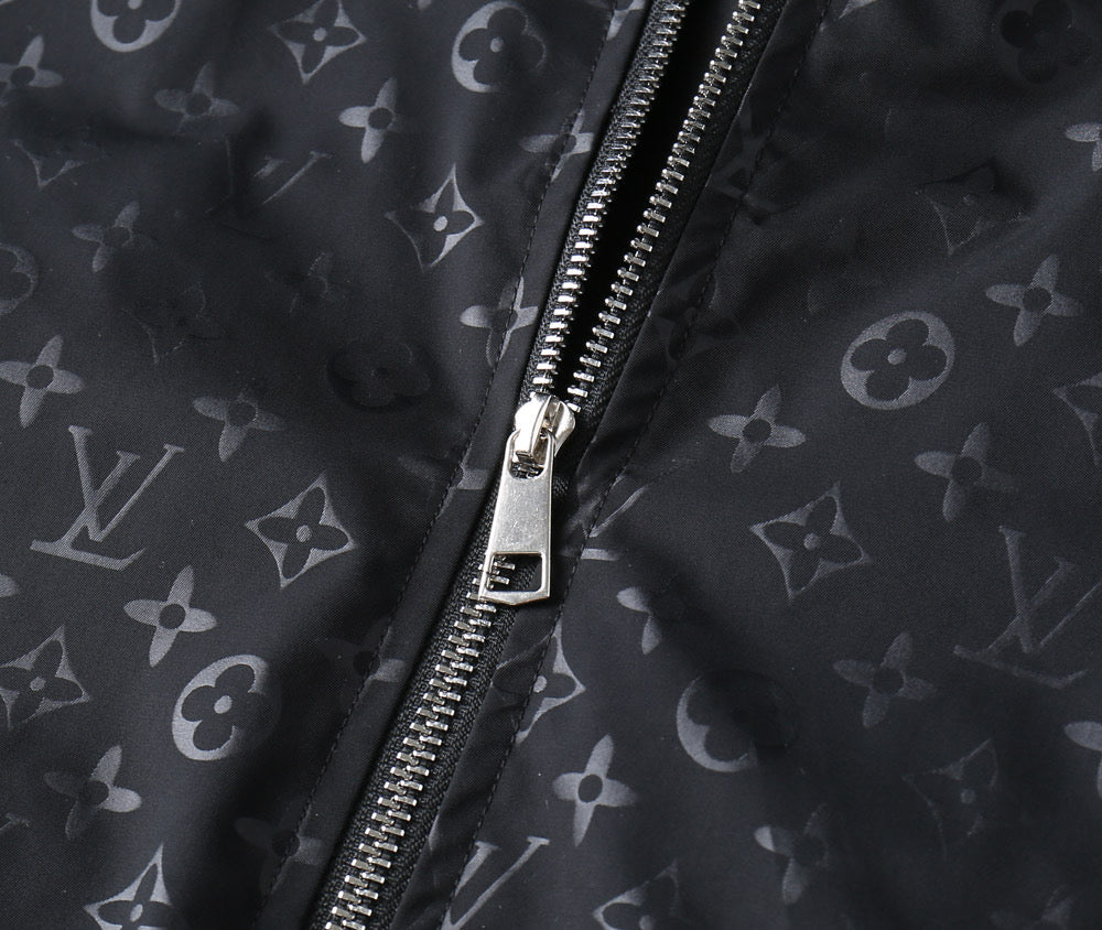 LV BLACK JACKET 239051