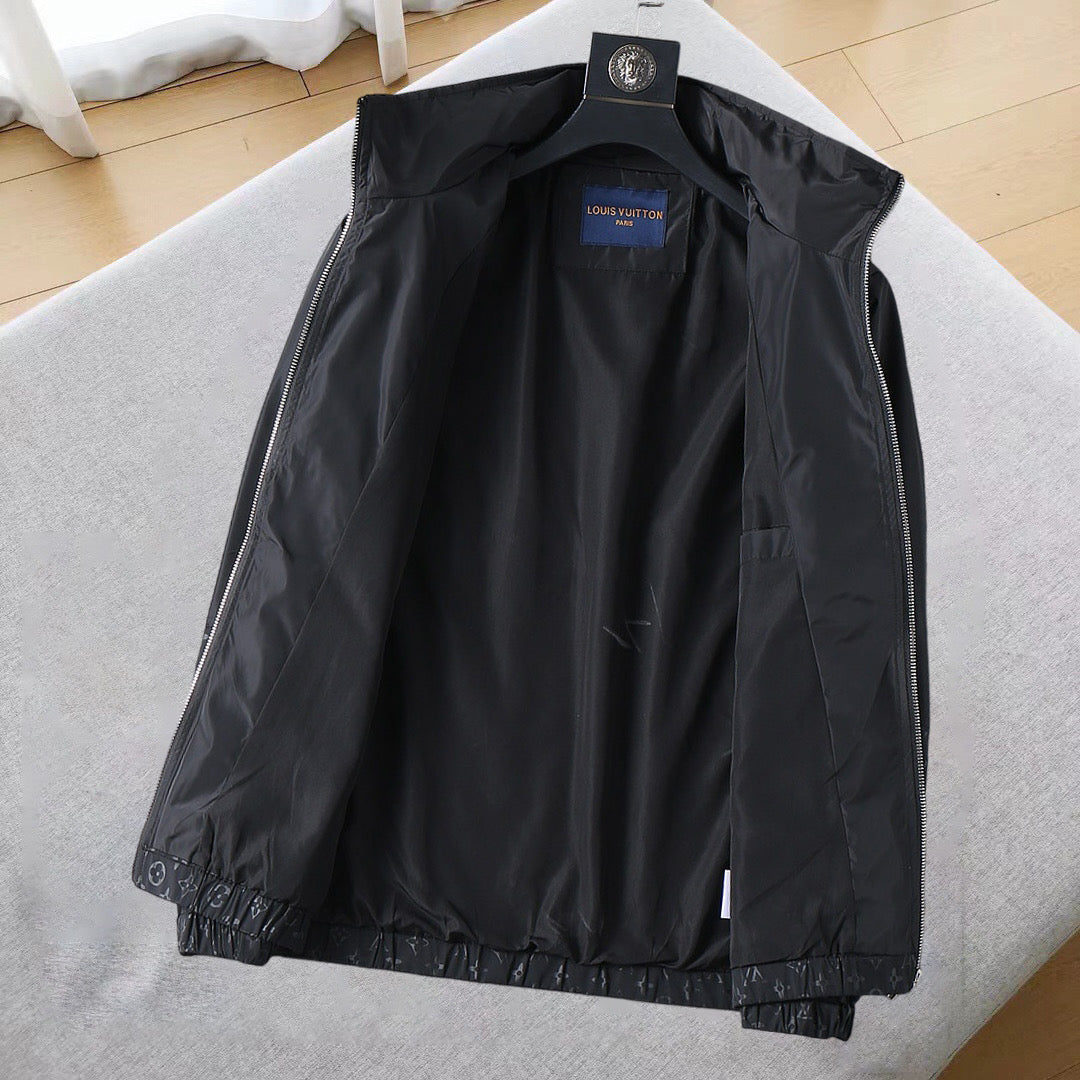 LV BLACK JACKET 239051