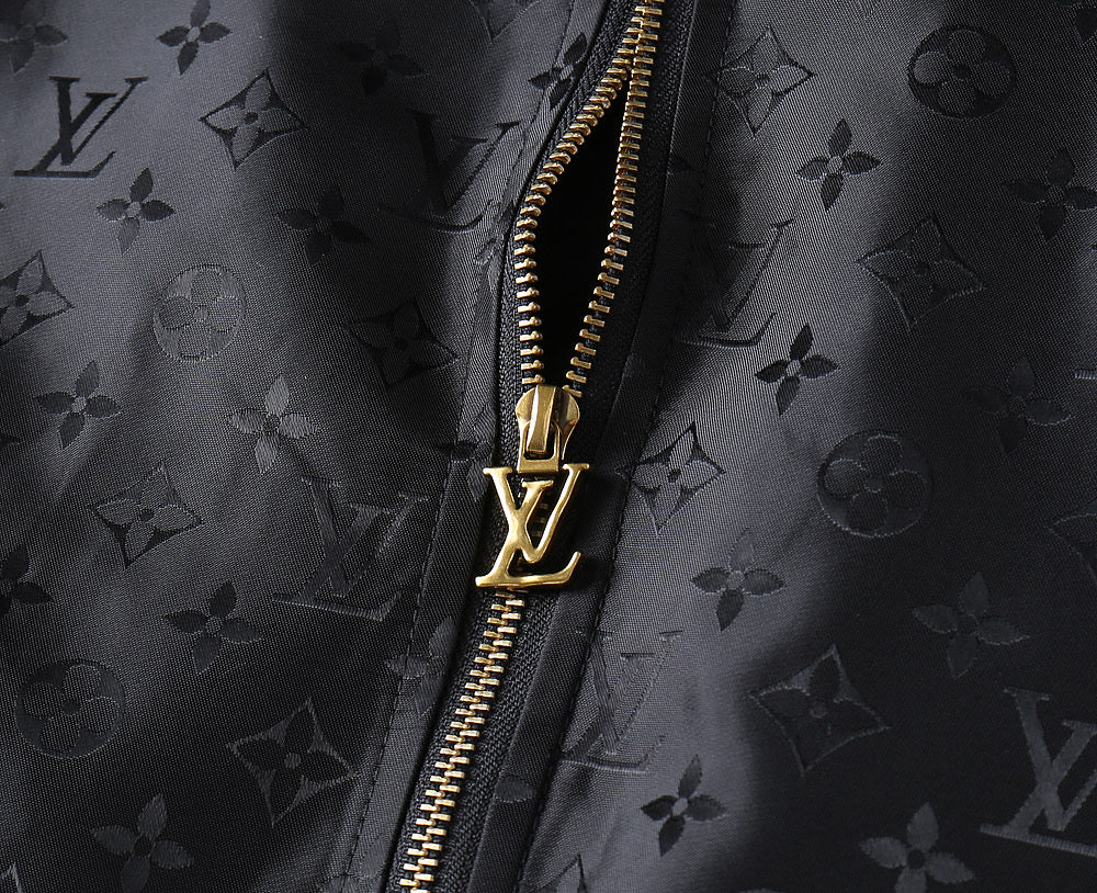 LV BLACK MONOGRAM HOODED JACKET 239052