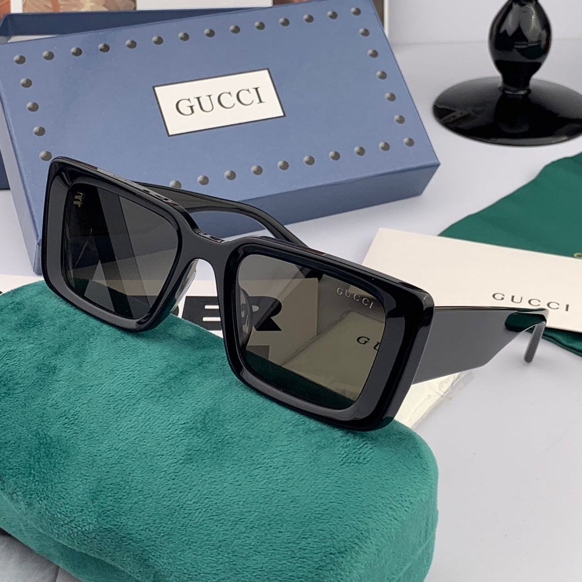 CHUNKY RECTANGULAR FRAME SUNGLASSES G204 IN ACETATE