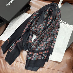 CHANEL 25S SCARF 200 IN CASHMERE 728979