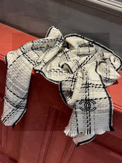 CHANEL 25S SCARF 185 IN CASHMERE 730559