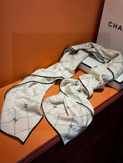 CHANEL 25S SCARF 140 IN SILK 735801