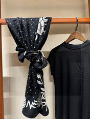 CHANEL 25S SCARF 140 IN SILK 735805