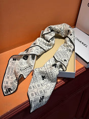 CHANEL 25S SCARF 110 IN CASHMERE SILK 738478