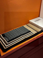 LOEWE 25S SCARF 140 IN CASHMERE SILK 738549