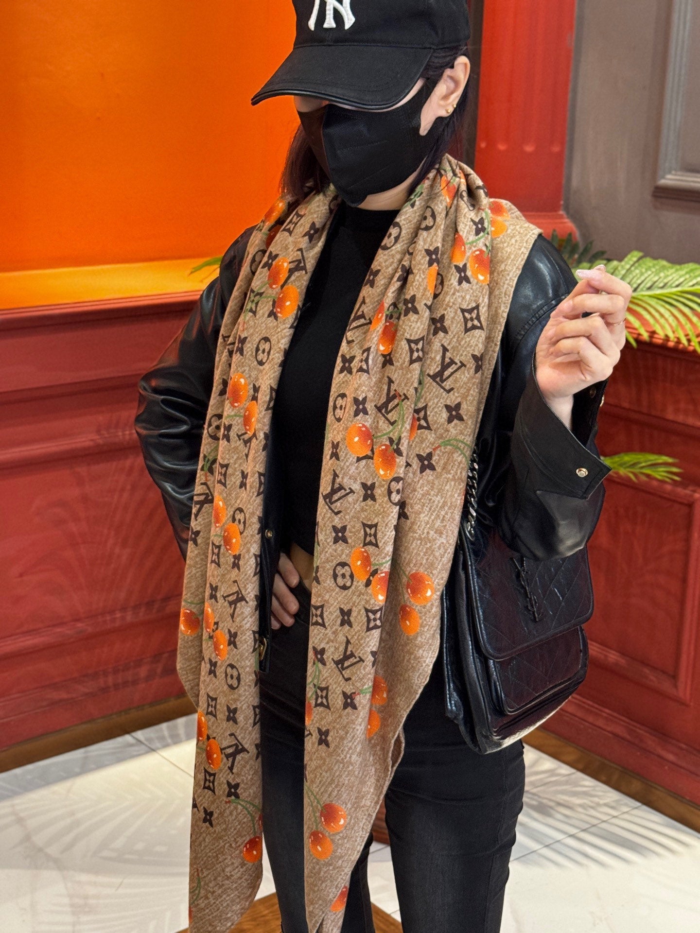 LV SCARF 140 CM IN WOOL MIX SILK 737264