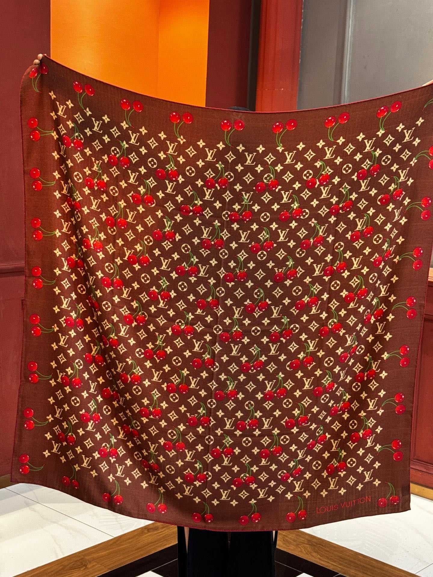 LV SCARF 140 CM IN WOOL MIX SILK 737265