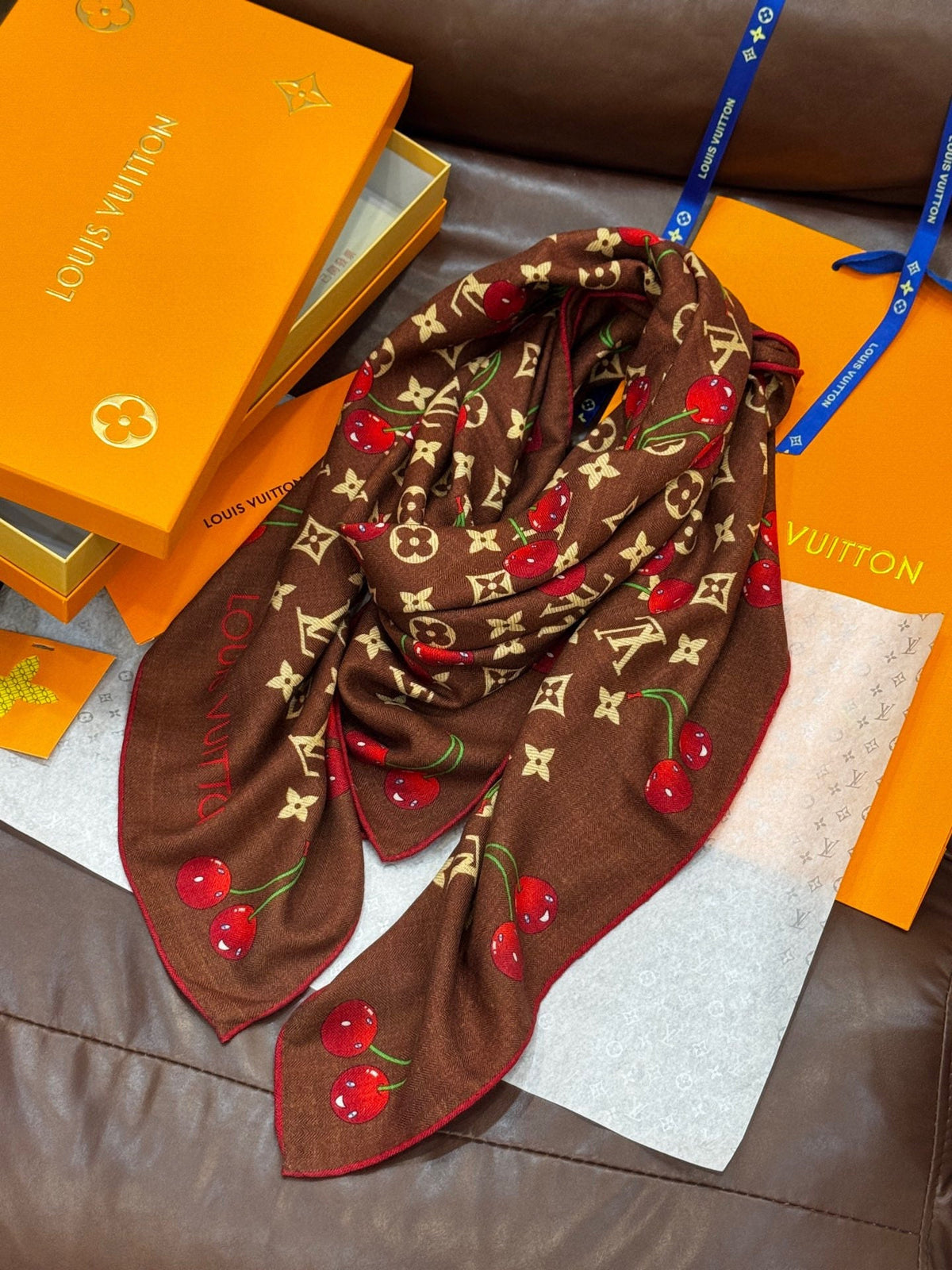 LV SCARF 140 CM IN WOOL MIX SILK 737265