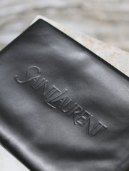 POUCH 30 IN BLACK CALFSKIN WITH EMBOSSED LOGO