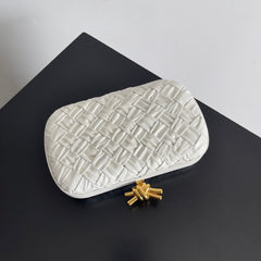 CLASSIC KNOT 20 IN WHITE LAMBSKIN