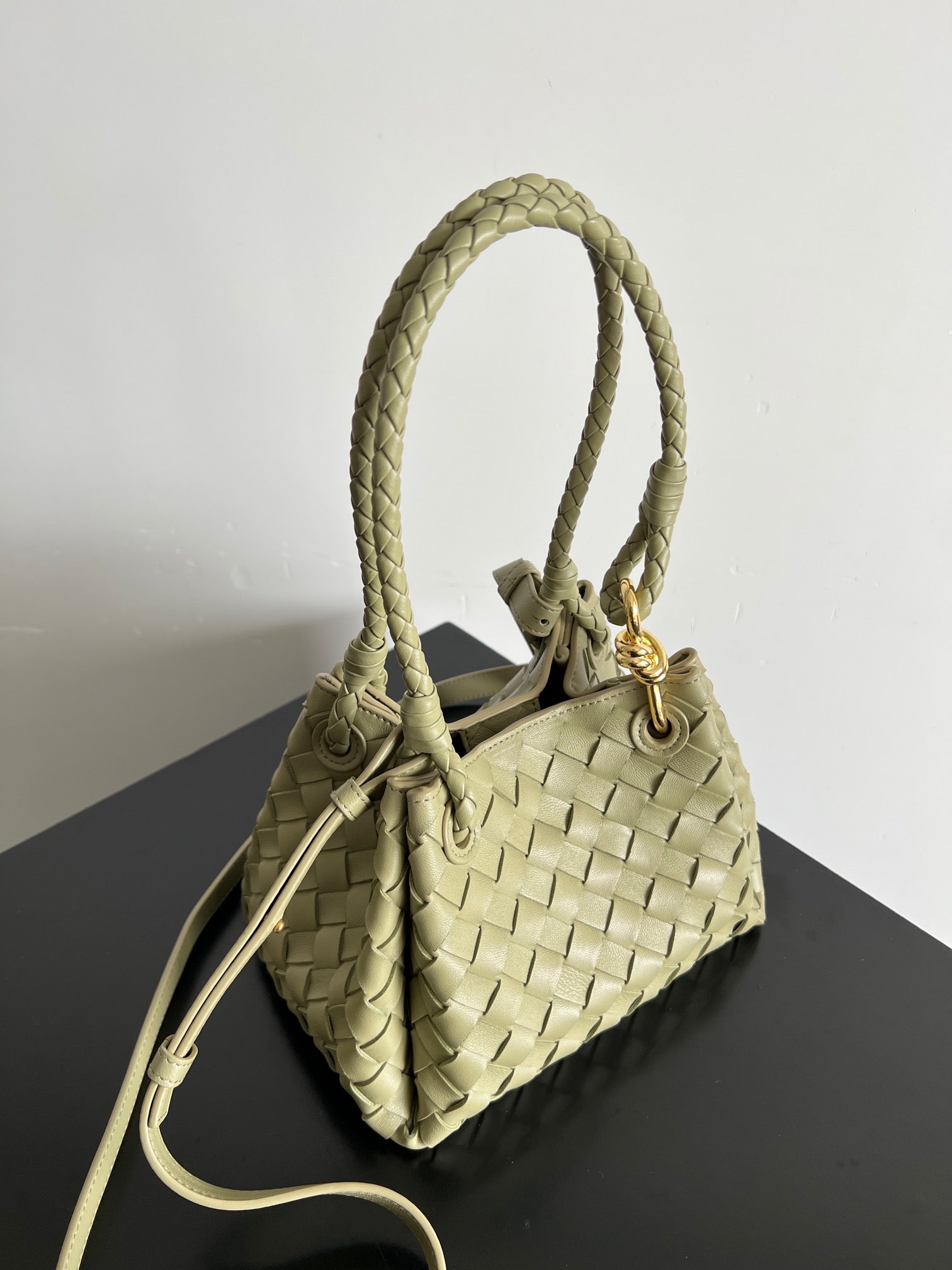BV Small Parachute 21 Light Olive Lambskin Ghw