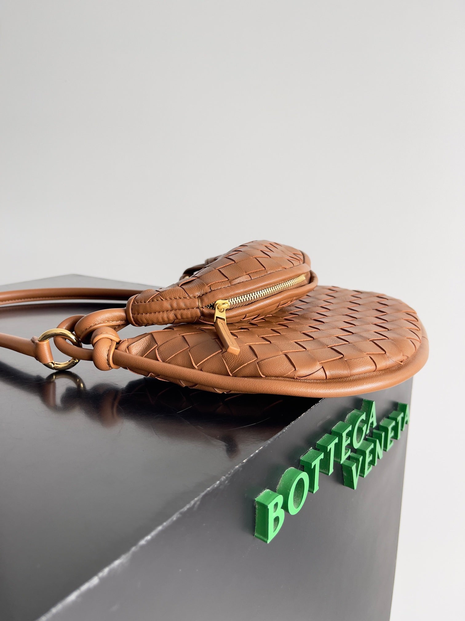 SMALL GEMELLI 24 IN BRONZE BROWN LAMBSKIN