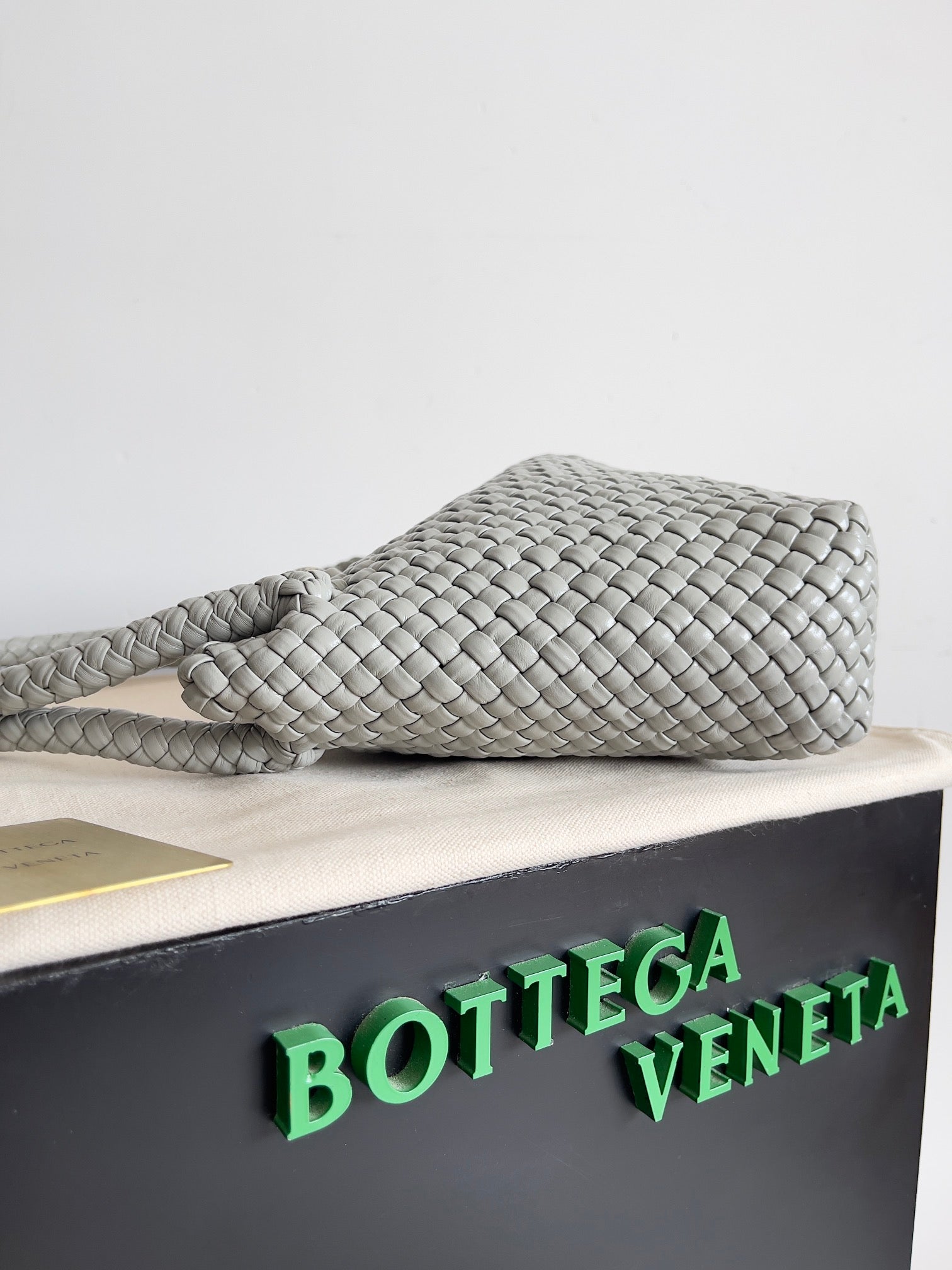 TOSCA SHOULDER BAG 27 IN AGATE GREY LAMBSKIN WITH DALMATA STONE DETAIL