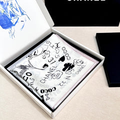 CHANEL 25S SCARF 90 IN SILK 730660