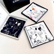 CHANEL 25S SCARF 90 IN SILK 730661