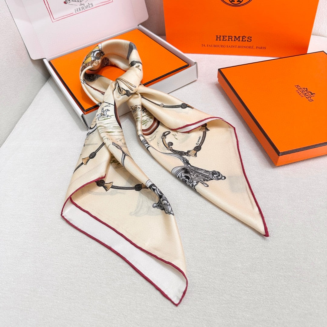 HERMES 25S SCARF 90 IN SILK 720006