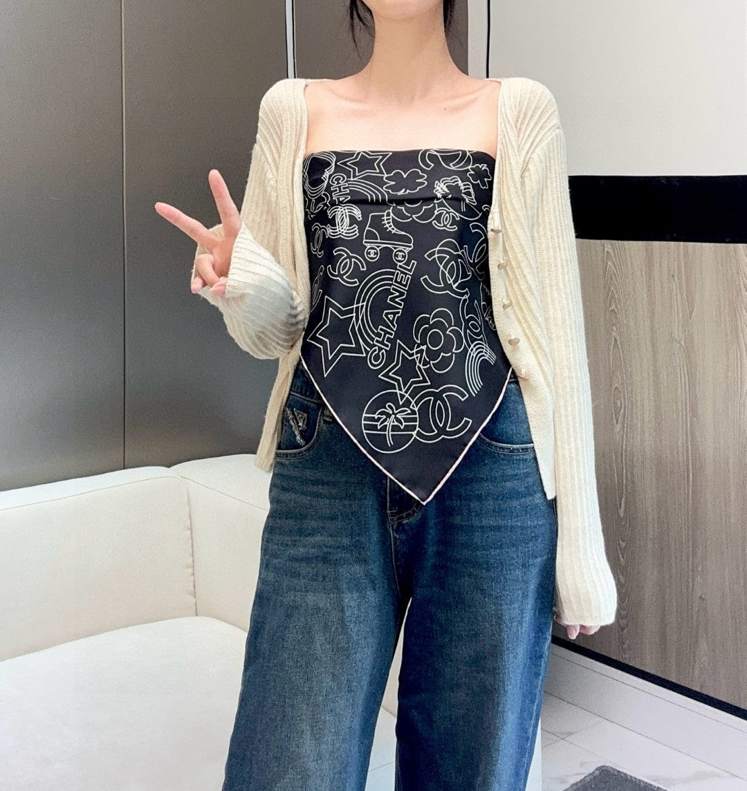 CHANEL 25S SCARF 90 IN TWILL SILK 740295