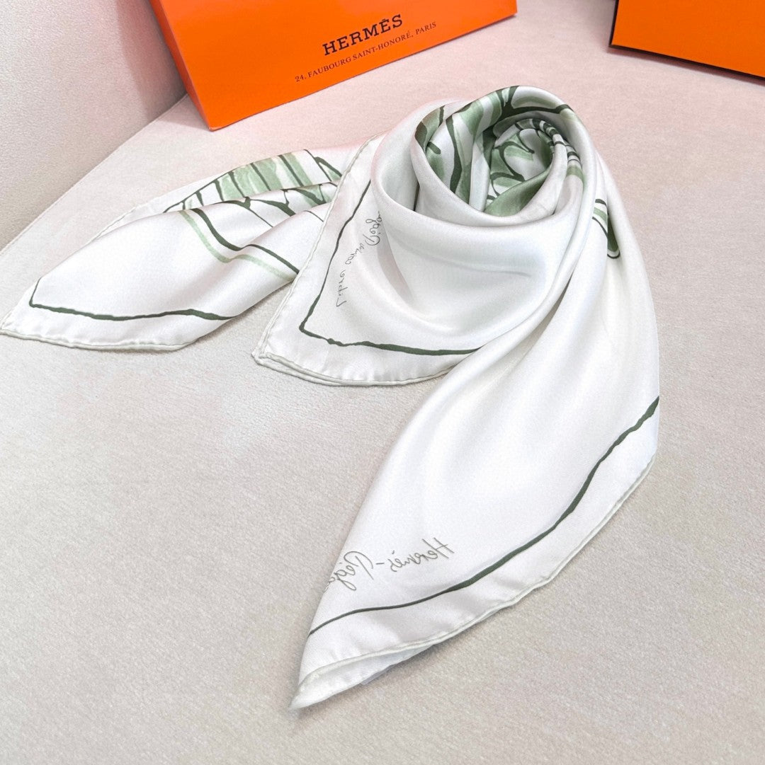 HERMES 25S SCARF 90 IN SILK TWILL 733936